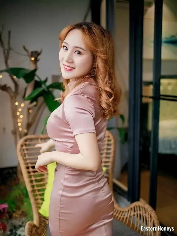 Yuting, 22