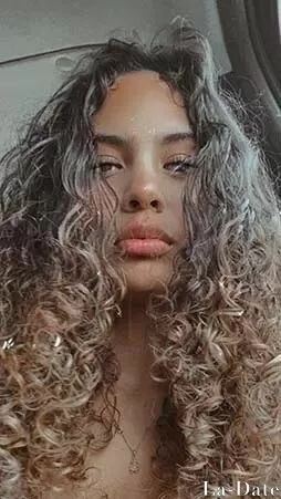 Angie, 29
