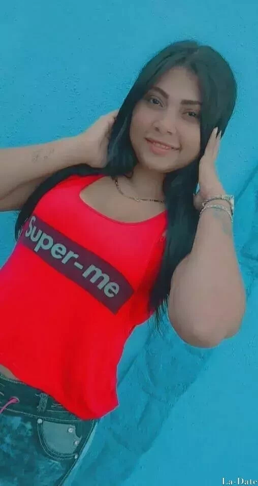 Anna, 21