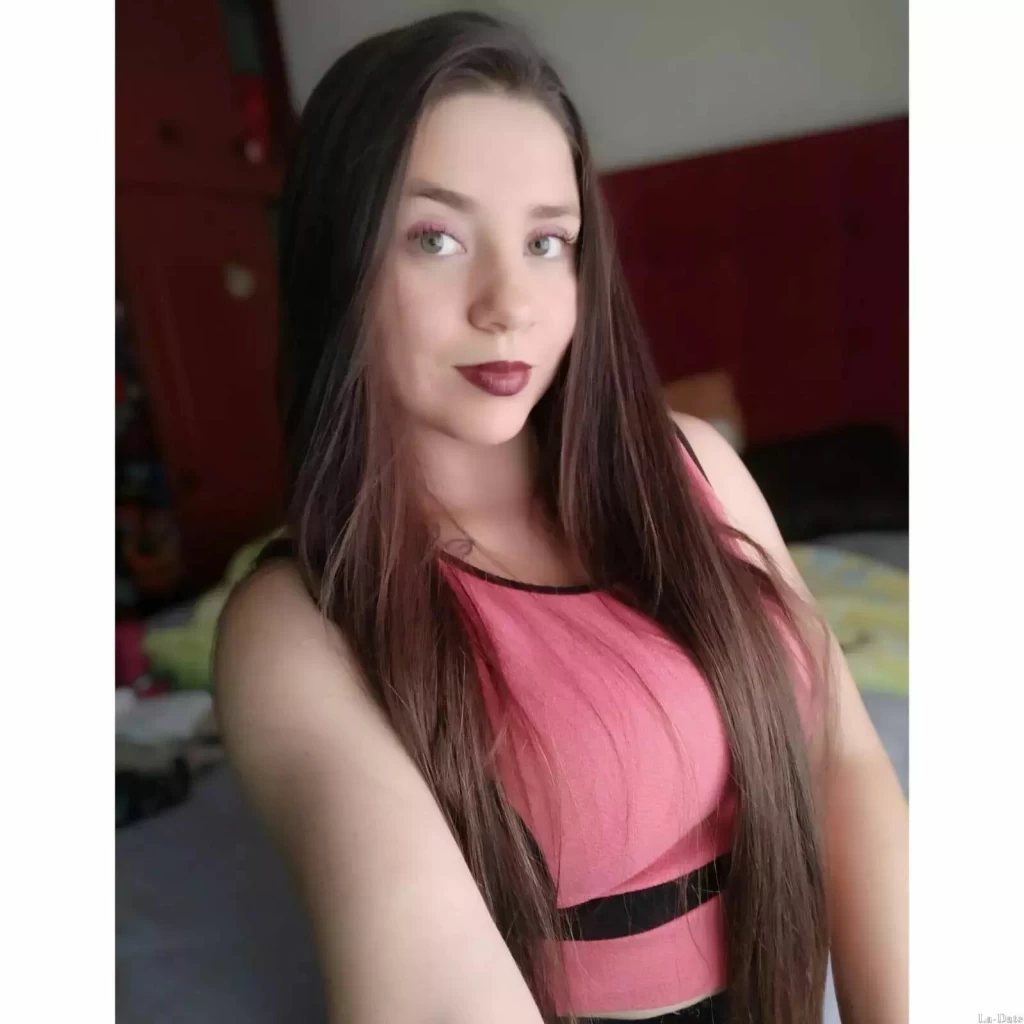 Mariana, 26