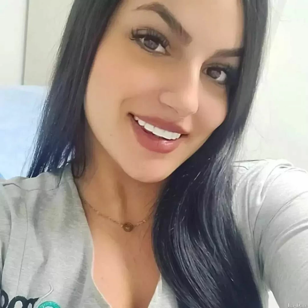 Mariana, 26